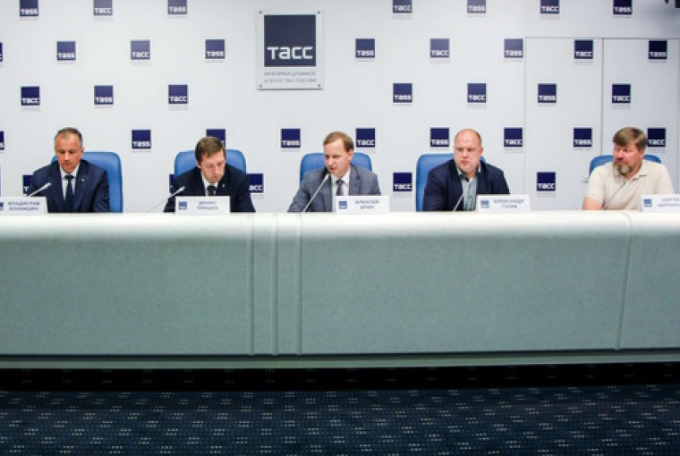 На пресс-конференции ТАСС представлен кластер легкой промышленности СПбГУПТД